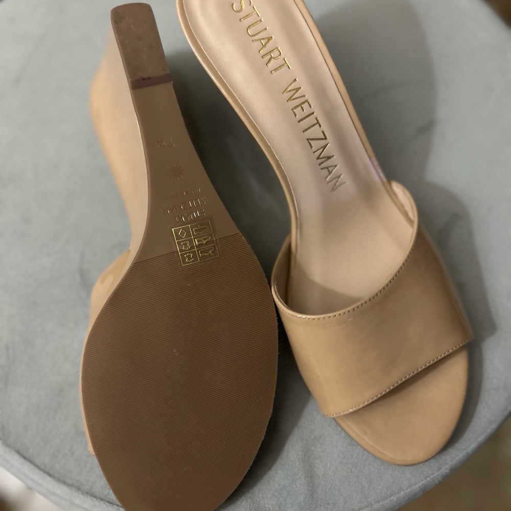 Stuart Weitzman Beige Mules